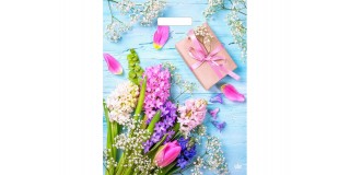 Скоро весна, скоро весна! А у нас уже много цветов на подарочных пакетах!